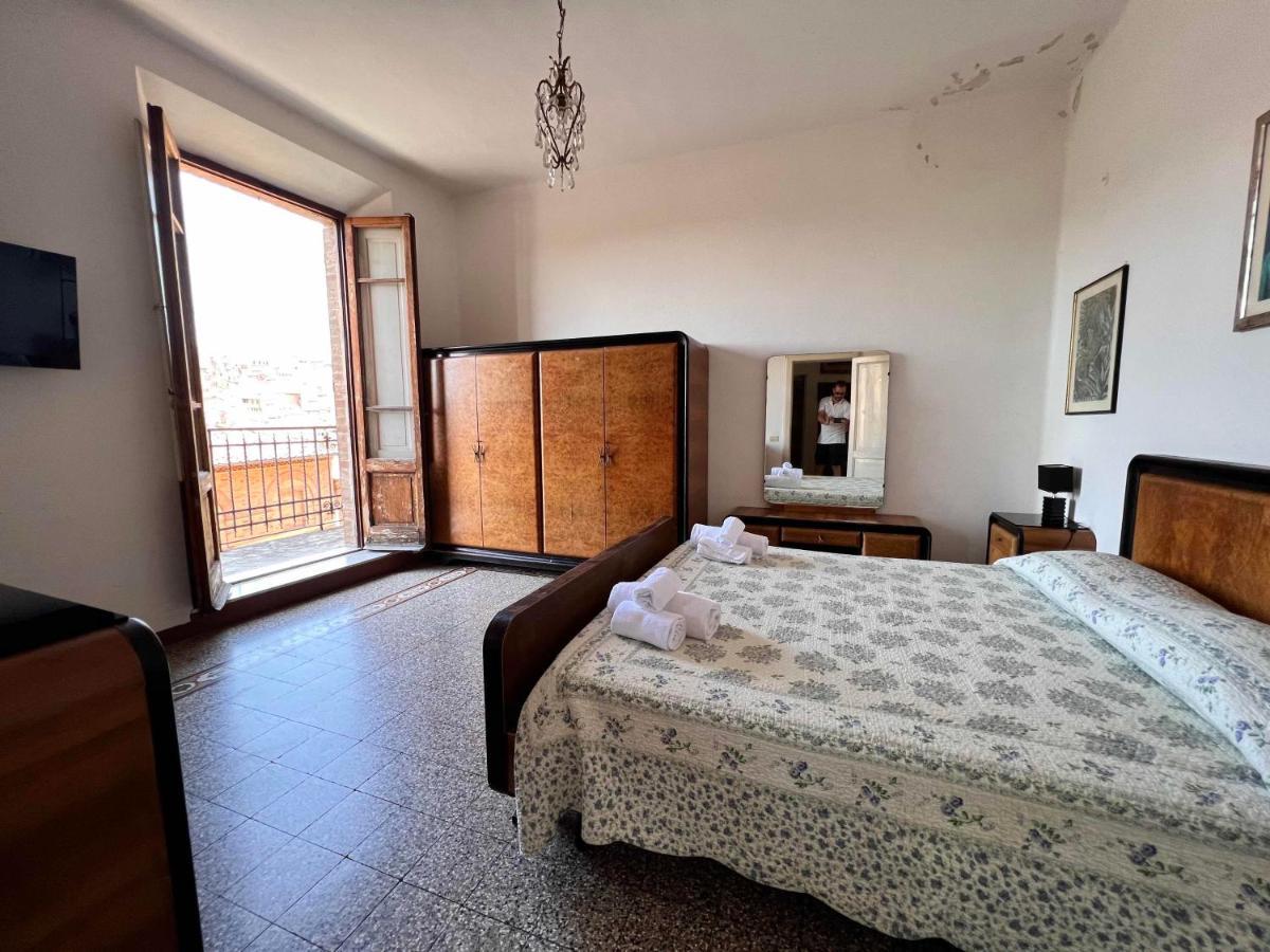 Vicolo Dell'oro * Siena